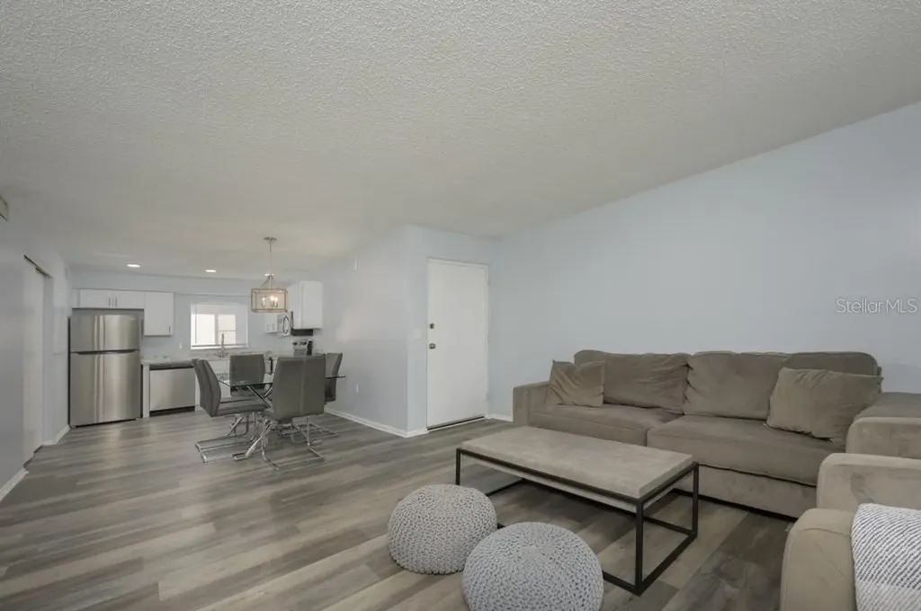 2625 Pine Lake Terrace Sarasota FL 34237