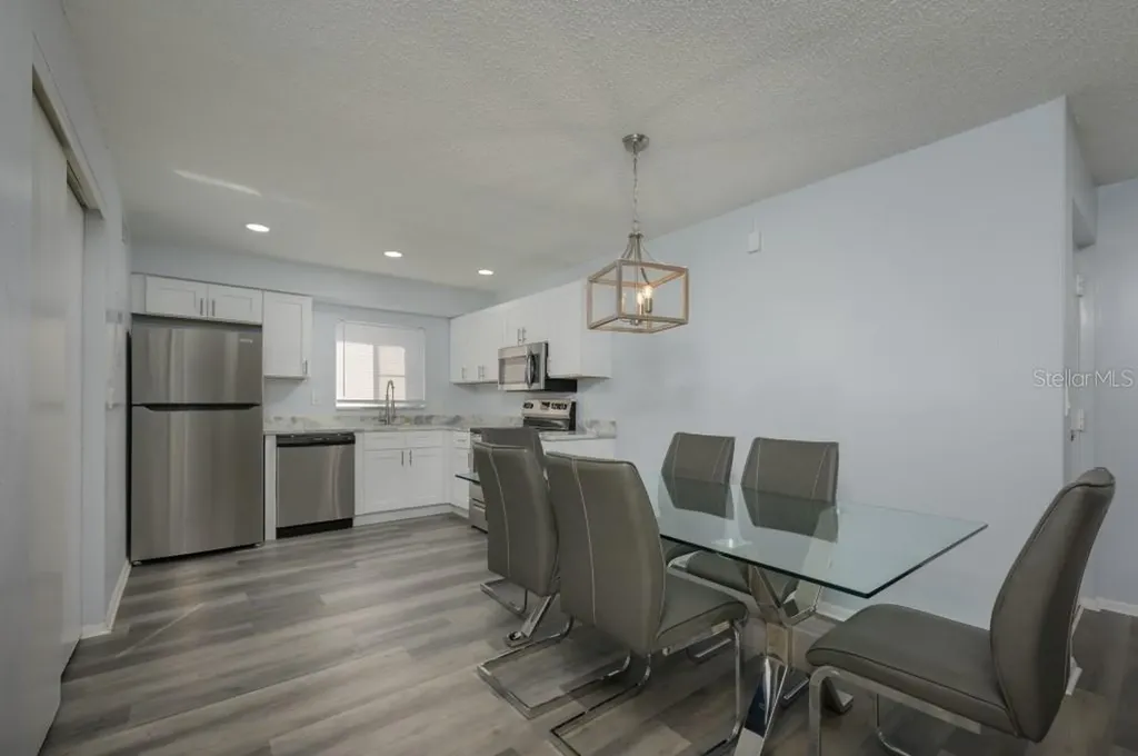 2625 Pine Lake Terrace Sarasota FL 34237