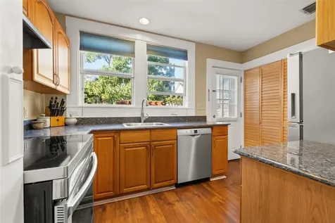 123 17th Avenue SE St Petersburg FL 33701
