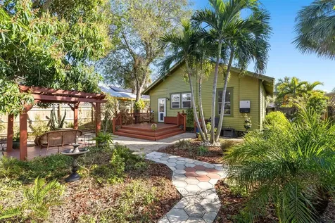 123 17th Avenue SE St Petersburg FL 33701