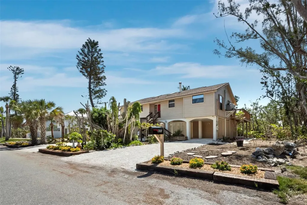 650 Penfield Street Longboat Key FL 34228
