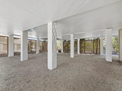 650 Penfield Street Longboat Key FL 34228