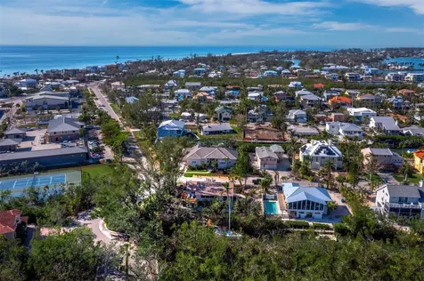 650 Penfield Street Longboat Key FL 34228