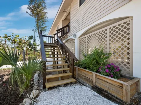 650 Penfield Street Longboat Key FL 34228