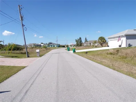 15547 Mccomb Circle Port Charlotte FL 33981