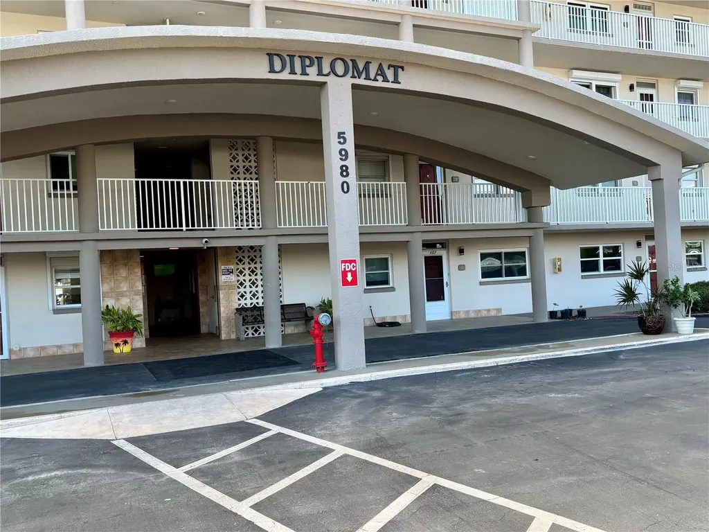 5980 Shore Boulevard S Gulfport FL 33707