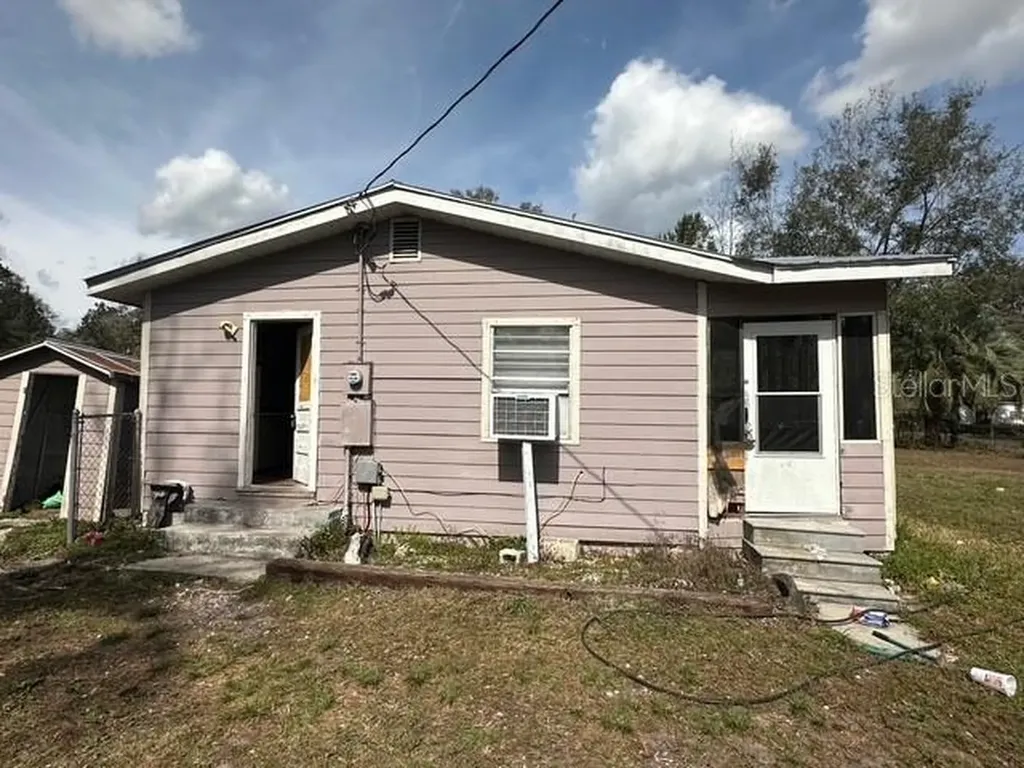 7322 NE 52nd Terrace Gainesville FL 32609
