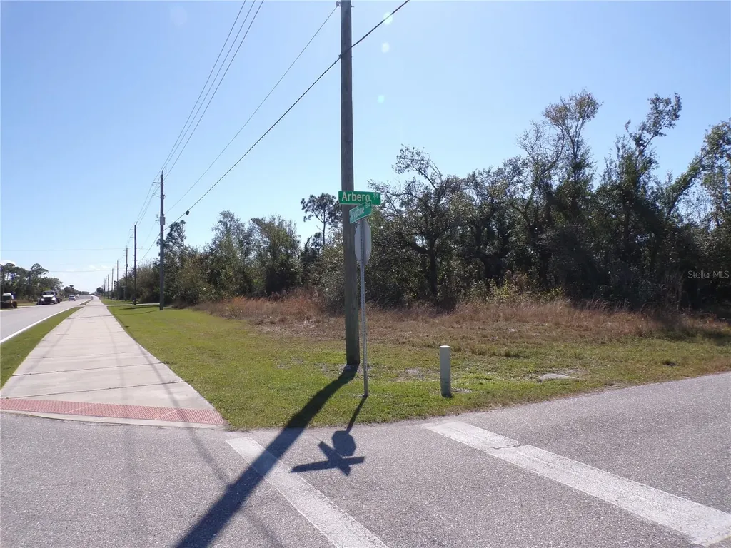 13283 Keystone Boulevard Port Charlotte FL 33981