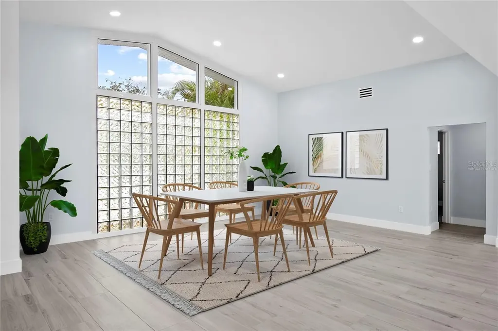 619 Buttonwood Drive Longboat Key FL 34228