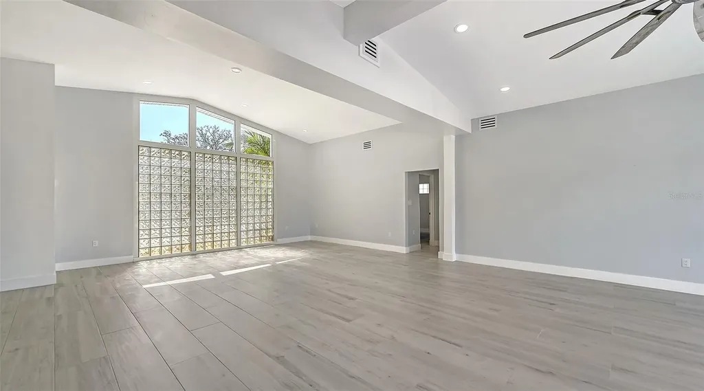 619 Buttonwood Drive Longboat Key FL 34228