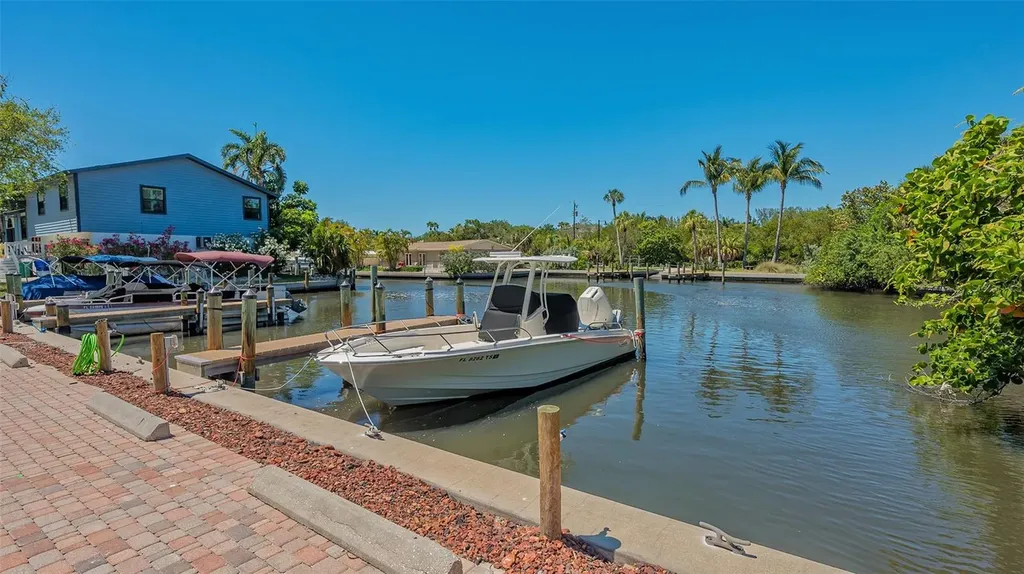 619 Buttonwood Drive Longboat Key FL 34228
