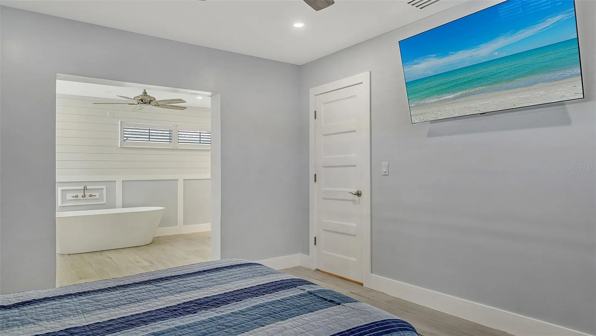 619 Buttonwood Drive Longboat Key FL 34228