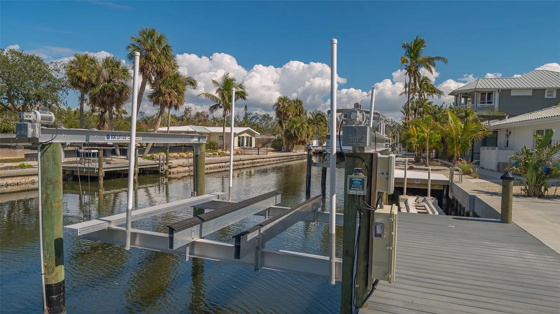 619 Buttonwood Drive Longboat Key FL 34228