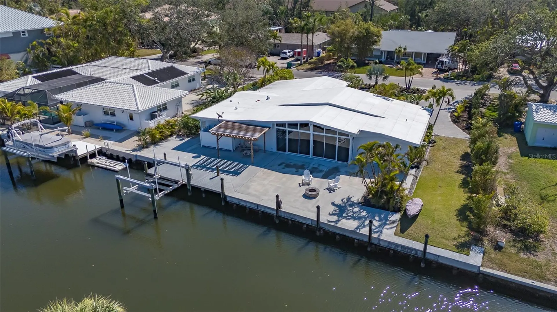 619 Buttonwood Drive Longboat Key FL 34228