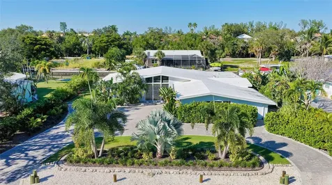 619 Buttonwood Drive Longboat Key FL 34228