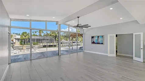 619 Buttonwood Drive Longboat Key FL 34228