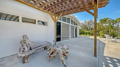 619 Buttonwood Drive Longboat Key FL 34228