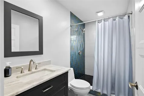 619 Buttonwood Drive Longboat Key FL 34228