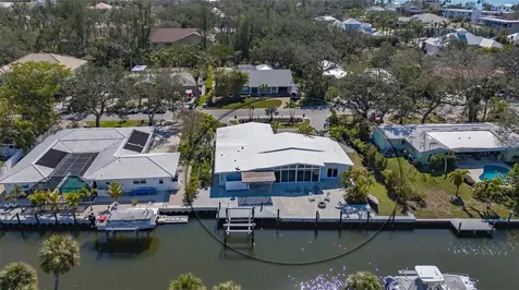 619 Buttonwood Drive Longboat Key FL 34228