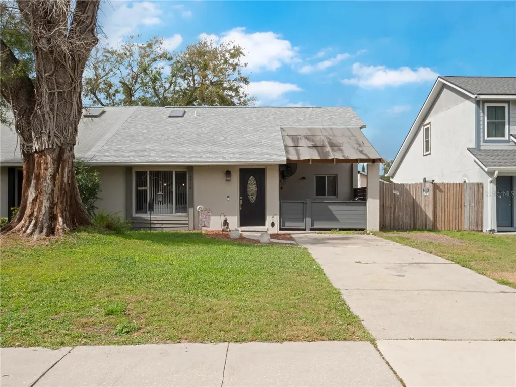 2418 Pear Tree Court Orlando FL 32807