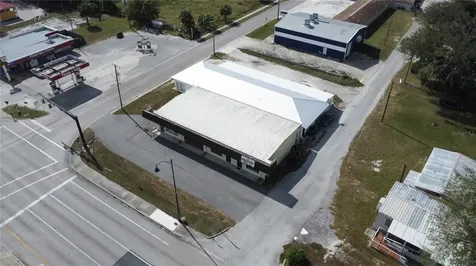 908 S 6th Avenue Wauchula FL 33873