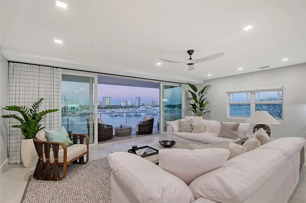 650 Golden Gate Point Sarasota FL 34236