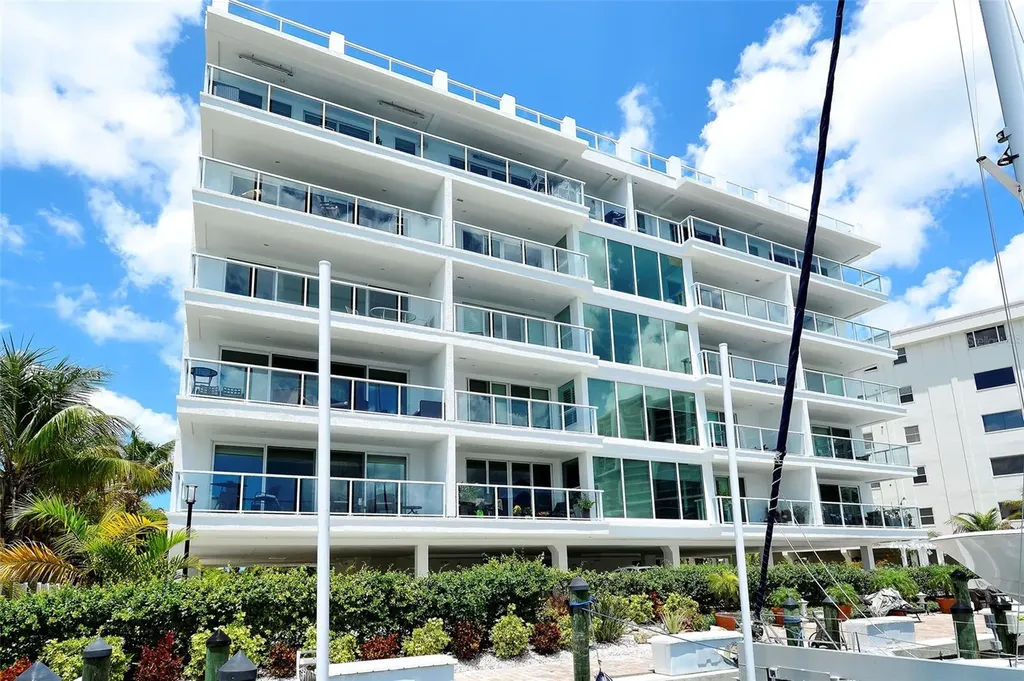 650 Golden Gate Point Sarasota FL 34236