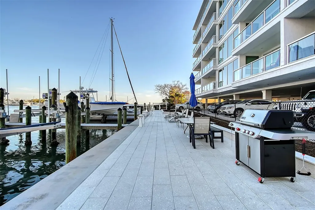 650 Golden Gate Point Sarasota FL 34236