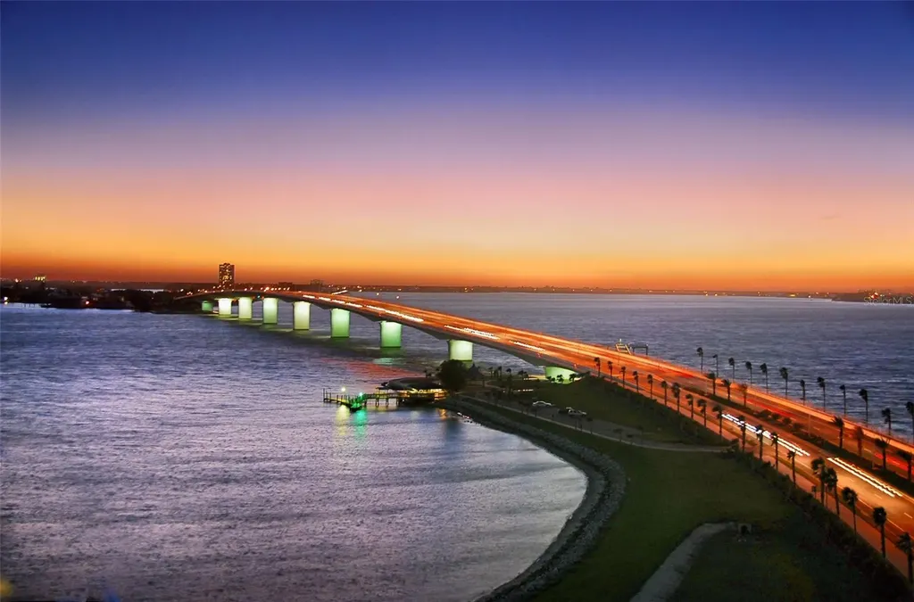 650 Golden Gate Point Sarasota FL 34236