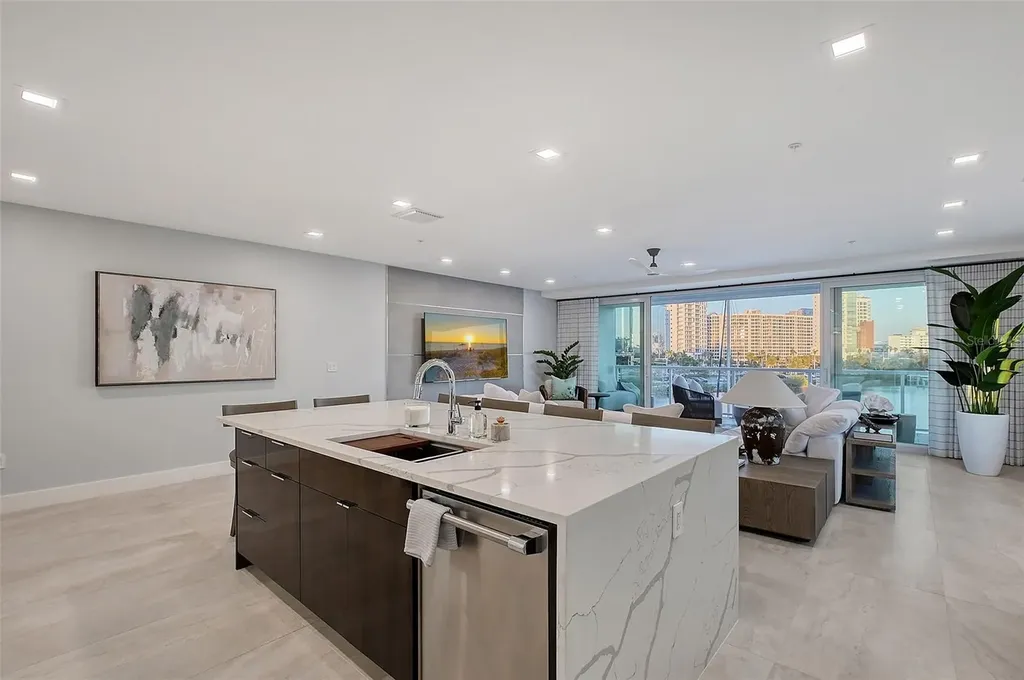 650 Golden Gate Point Sarasota FL 34236