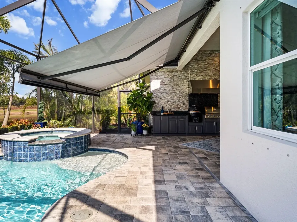 8271 Redonda Loop Lakewood Ranch FL 34202