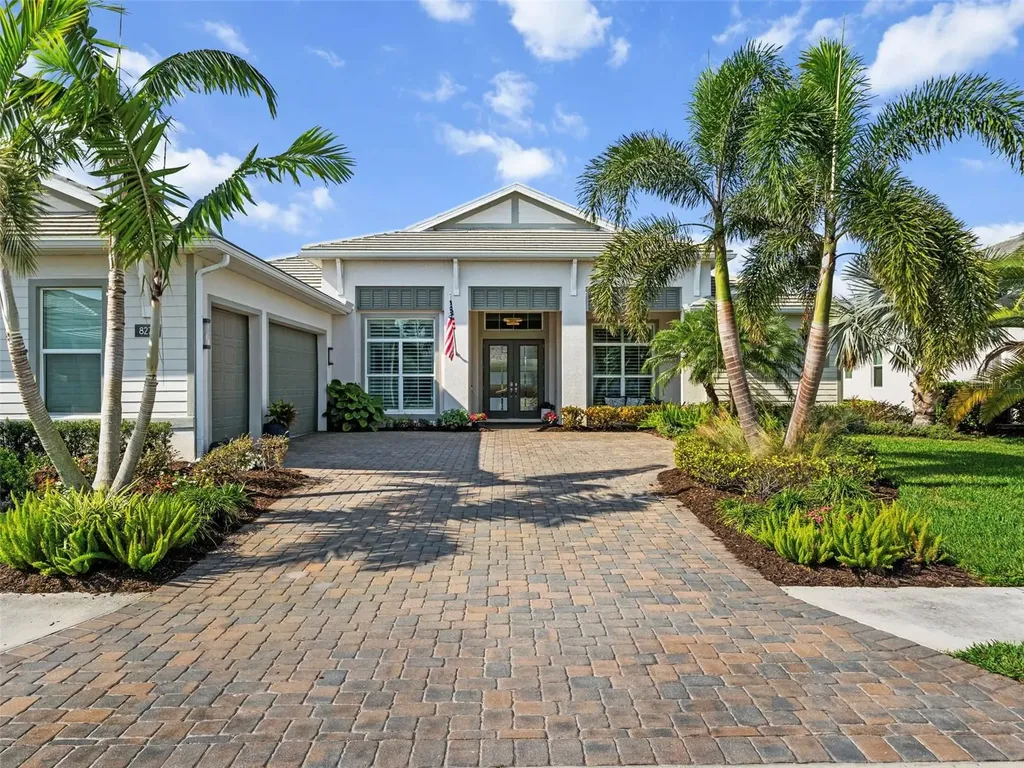 8271 Redonda Loop Lakewood Ranch FL 34202