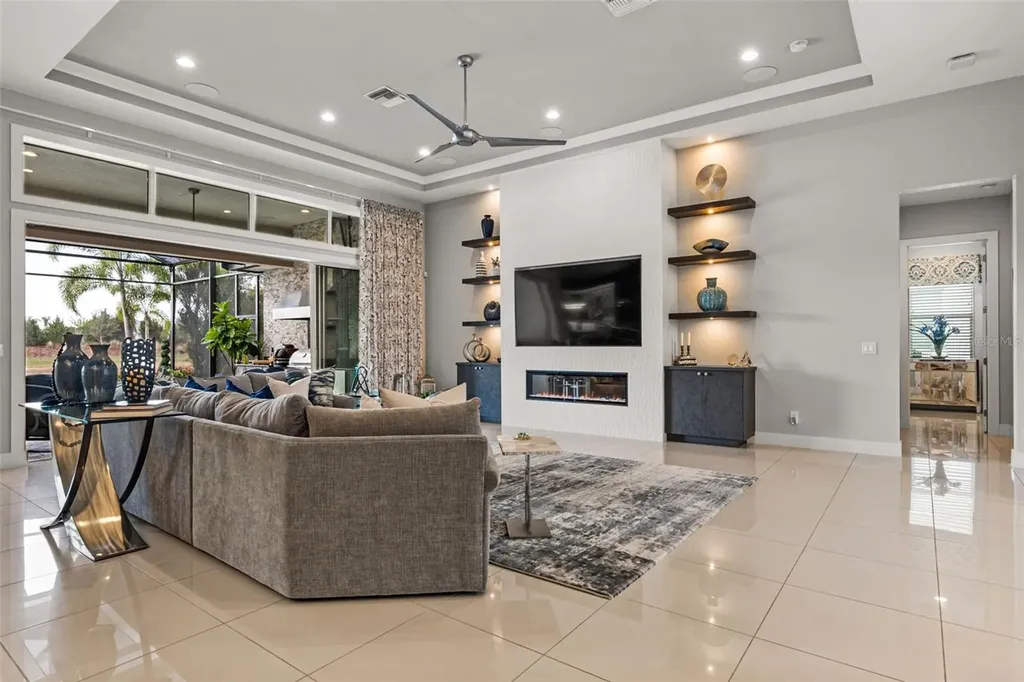 8271 Redonda Loop Lakewood Ranch FL 34202