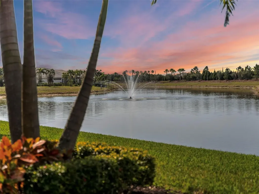 8271 Redonda Loop Lakewood Ranch FL 34202