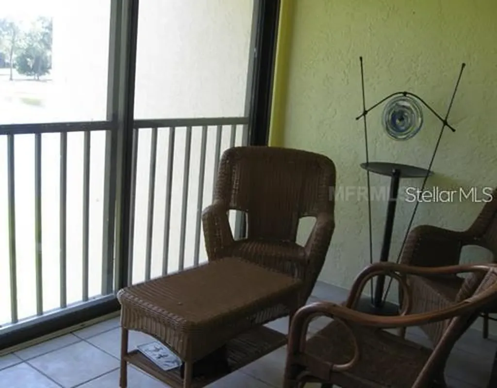4570 Weybridge Sarasota FL 34235