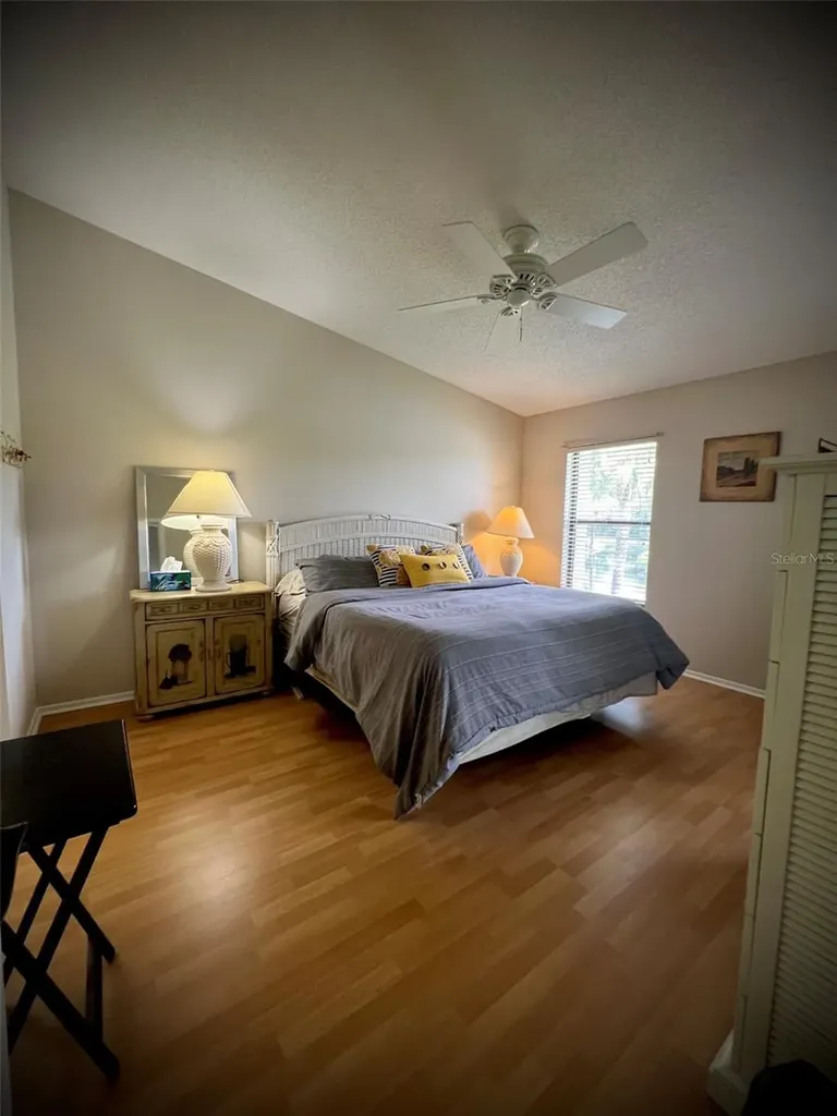 4570 Weybridge Sarasota FL 34235
