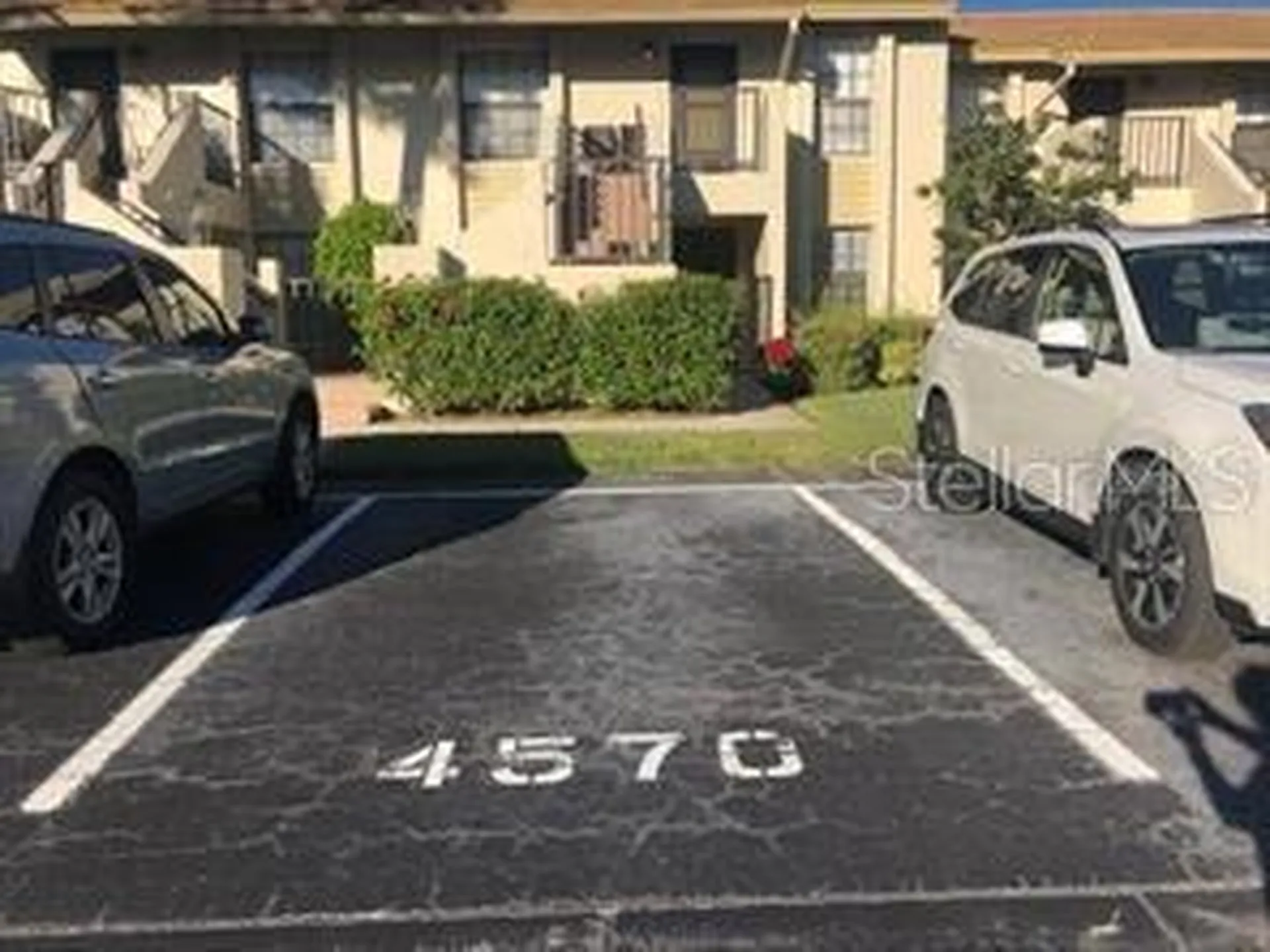 4570 Weybridge Sarasota FL 34235