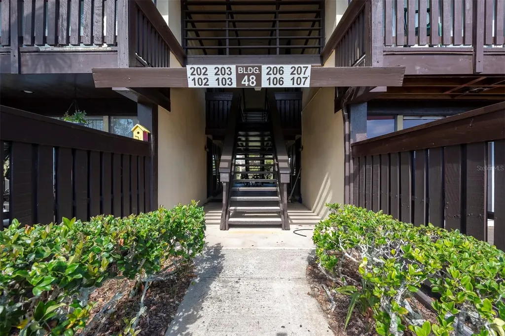 48 Club House Drive Palm Coast FL 32137