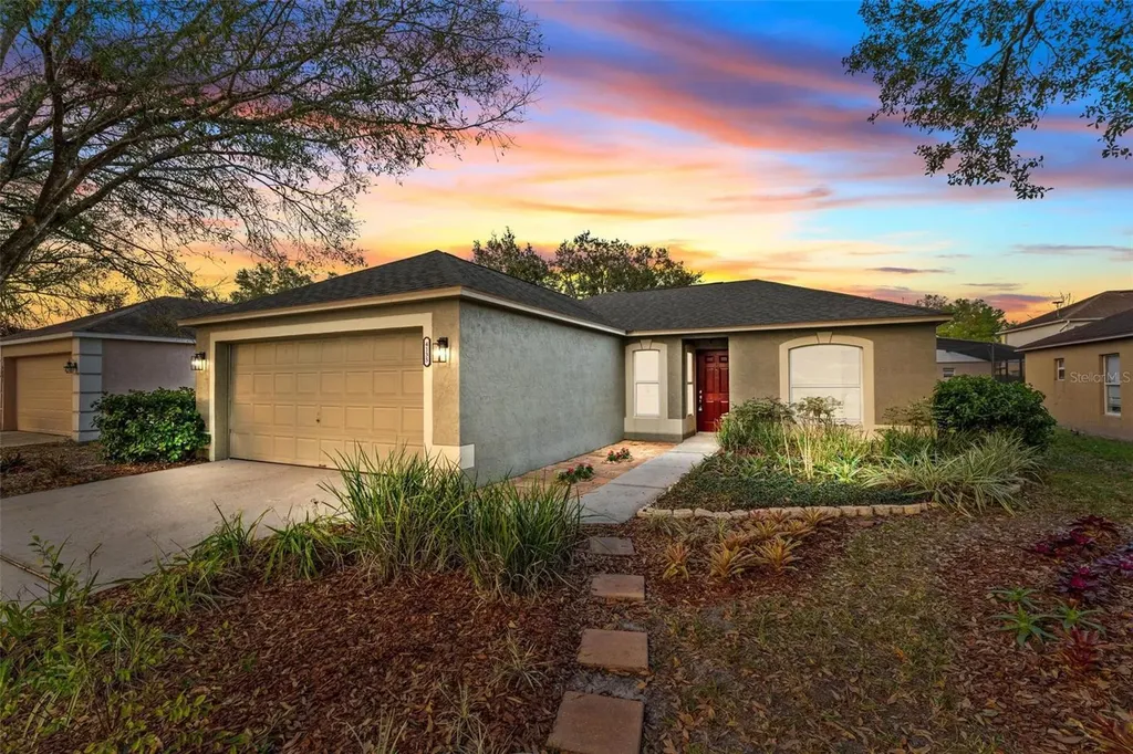 4135 Iveyglen Avenue Orlando FL 32826