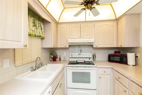 4533 Marine Parkway New Port Richey FL 34652