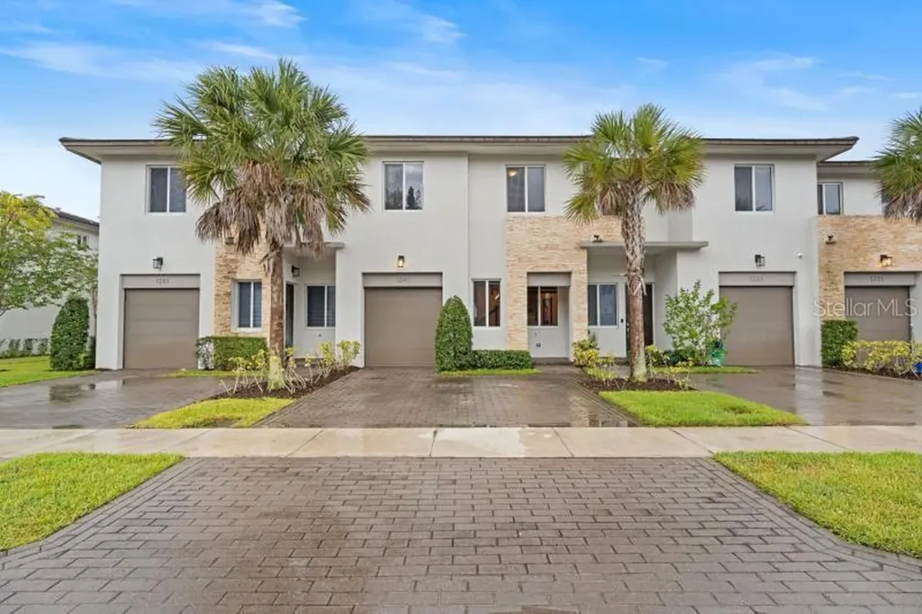 1241 1241 Pioneer Way Royal Palm Beach FL 33411