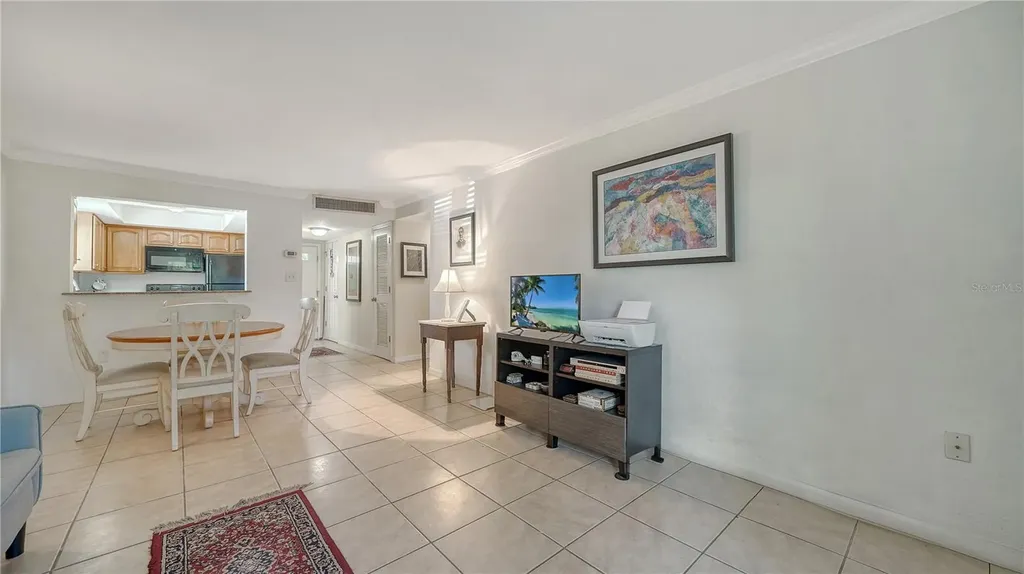 966 La Costa Circle Sarasota FL 34237