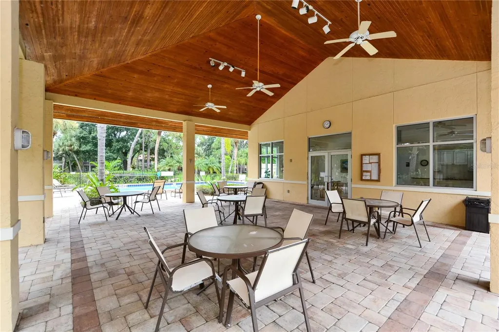 966 La Costa Circle Sarasota FL 34237