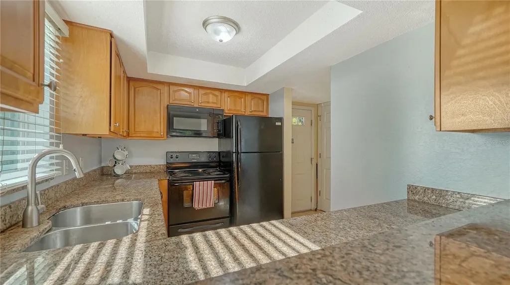 966 La Costa Circle Sarasota FL 34237