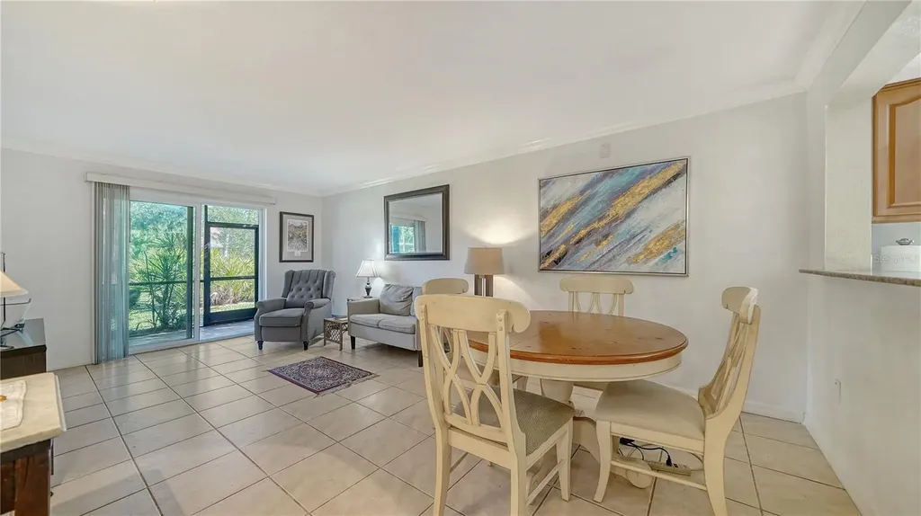 966 La Costa Circle Sarasota FL 34237