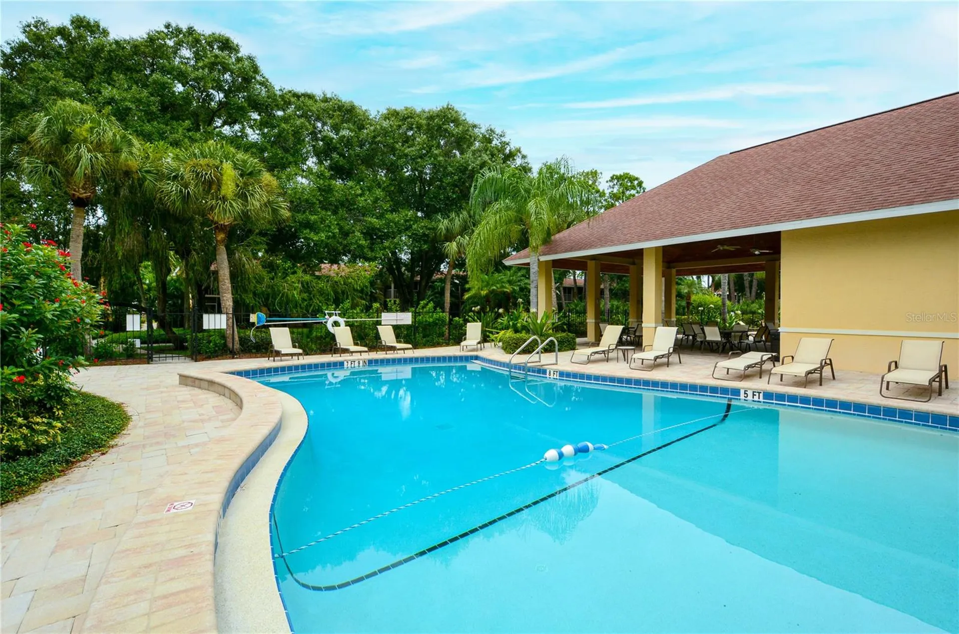 966 La Costa Circle Sarasota FL 34237
