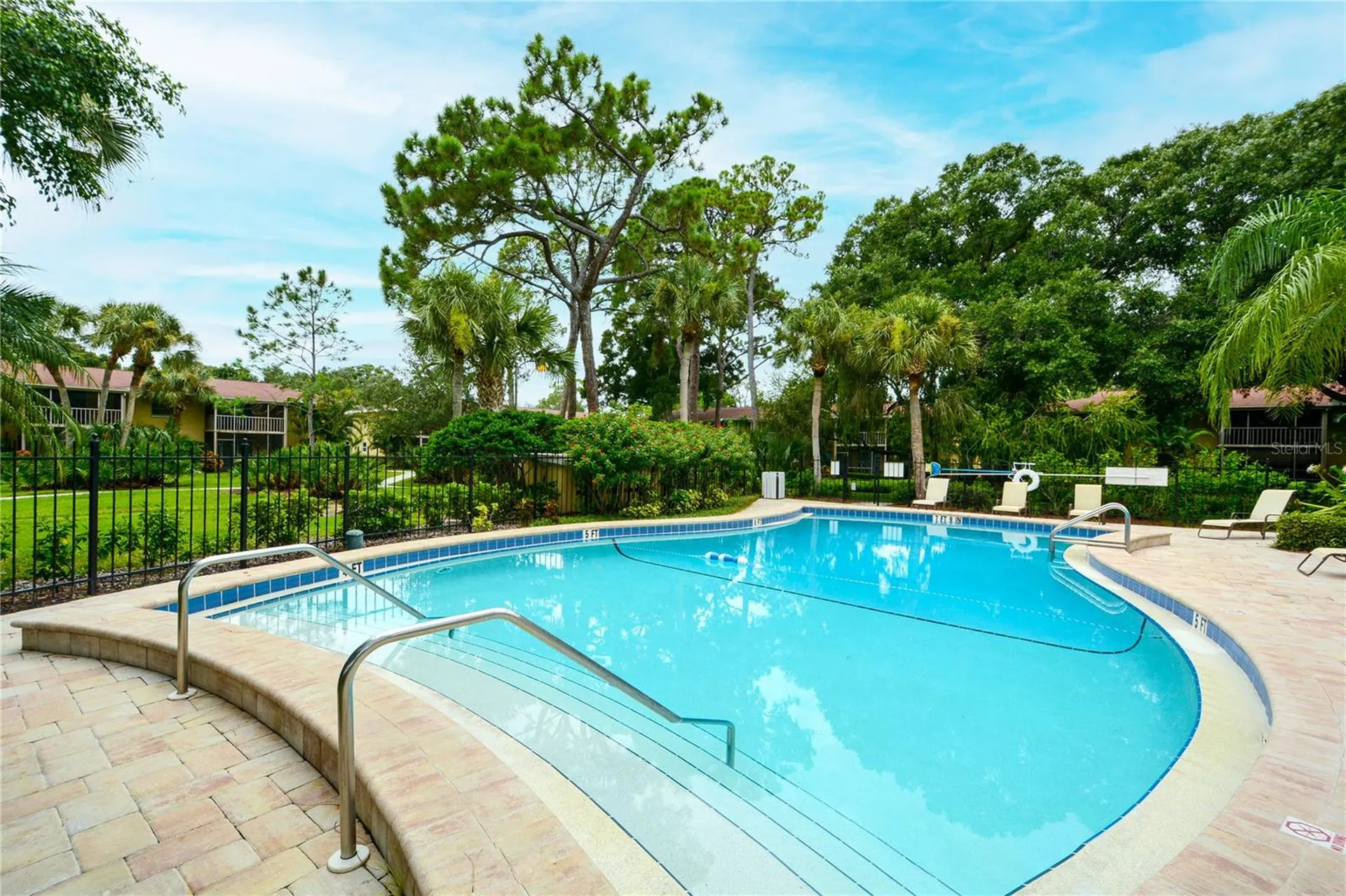 966 La Costa Circle Sarasota FL 34237