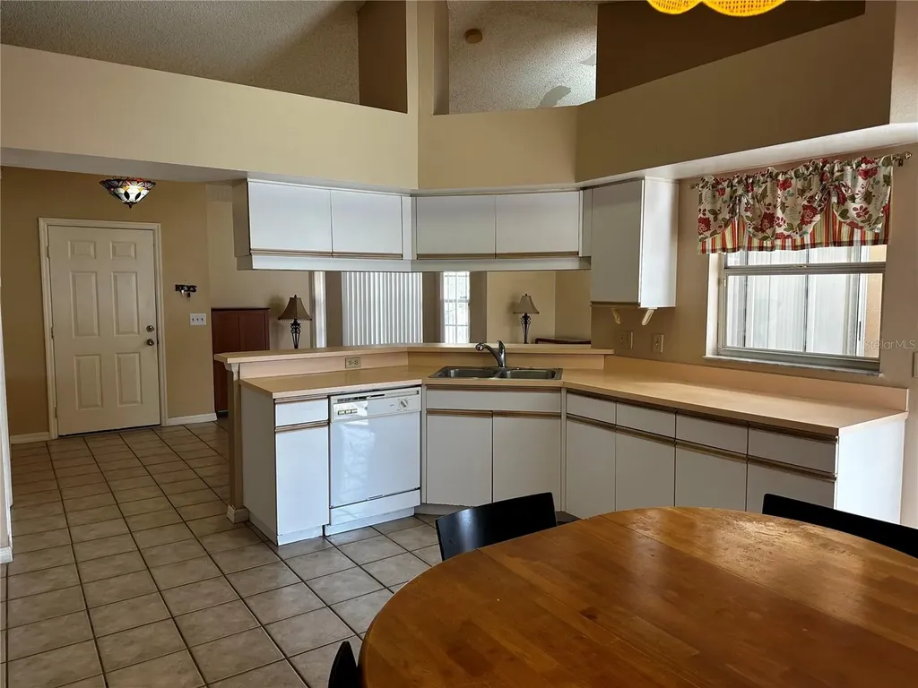 121 Loma Bonita Drive Davenport FL 33837