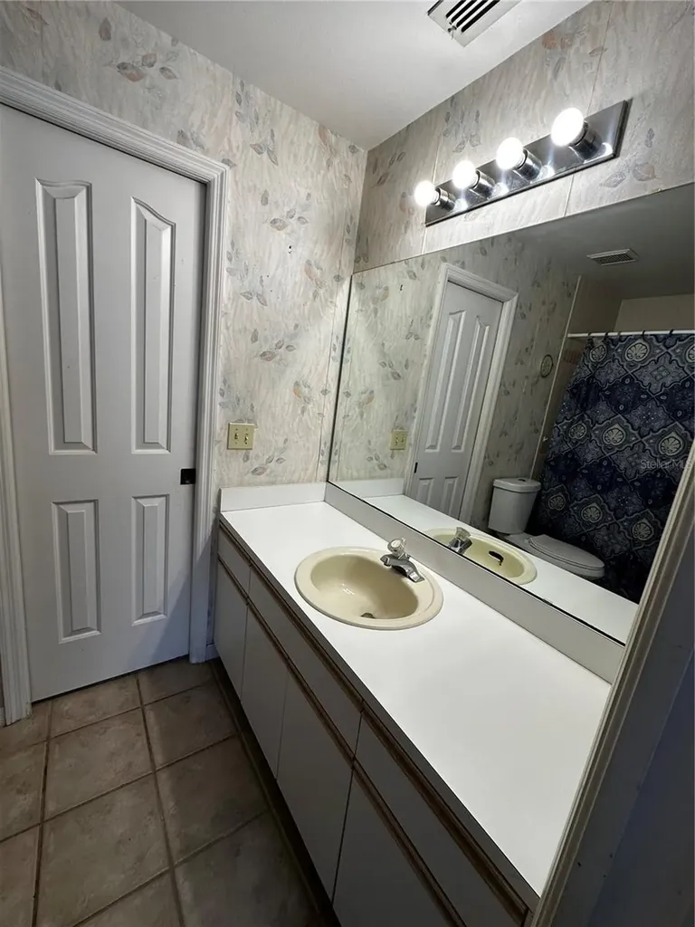 121 Loma Bonita Drive Davenport FL 33837