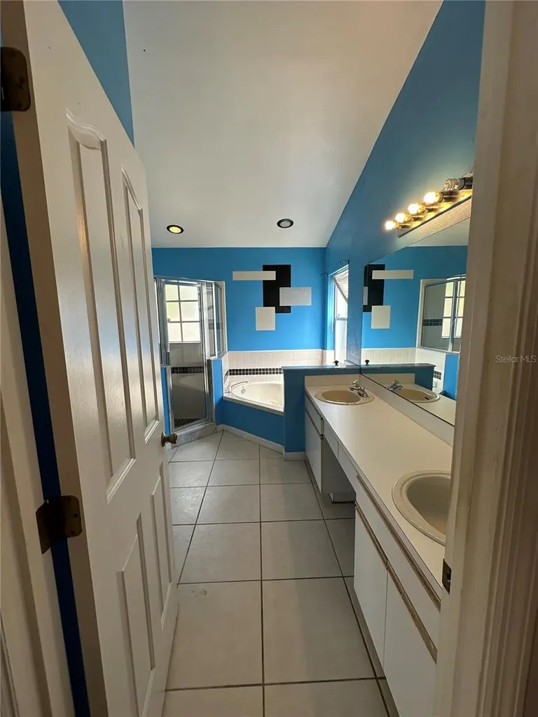 121 Loma Bonita Drive Davenport FL 33837
